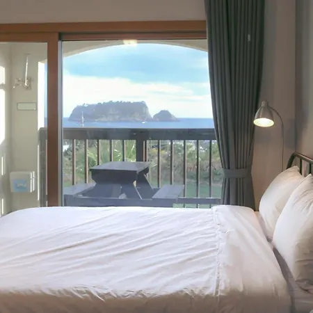 Villa Oceantree House à Seogwipo Extérieur photo